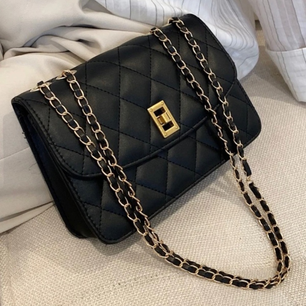 Women’s crossbody bag